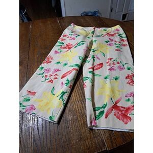 Size 12 Rafaella Tropical Floral Capris Cream Yellow Red Pink Green